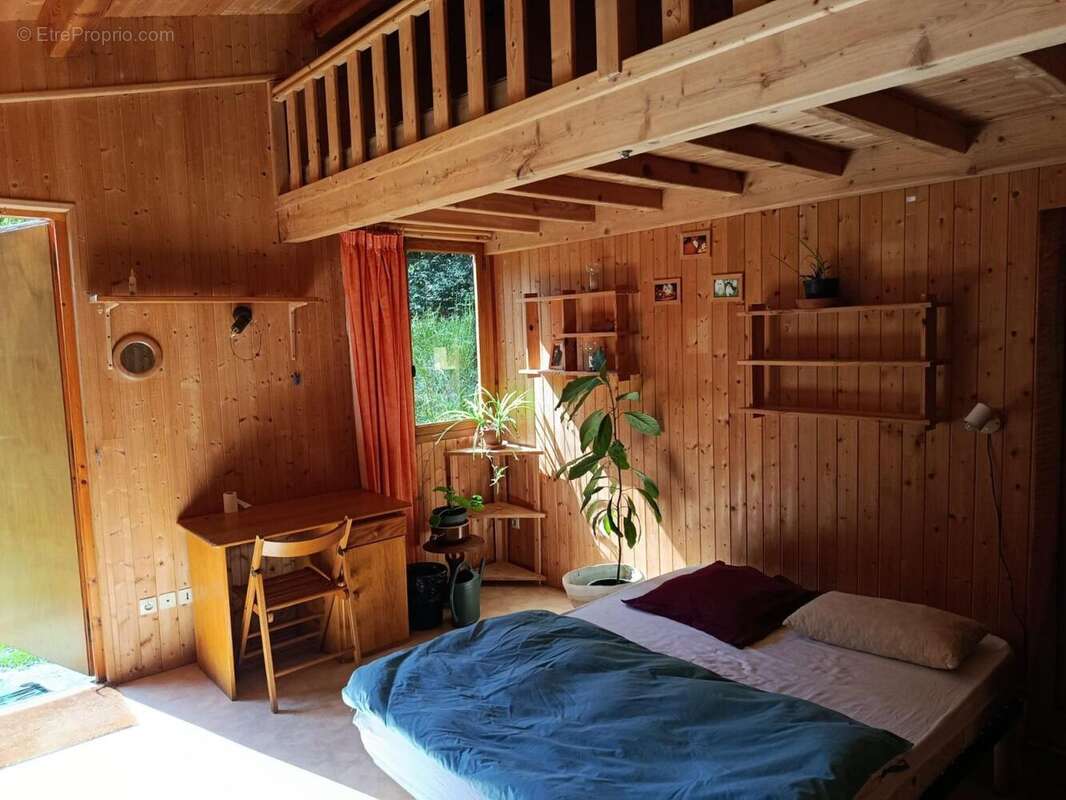 Maison 50 m² à Arcens  - photo 4