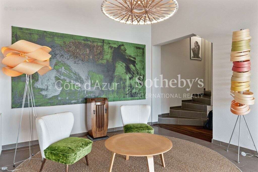 Maison à THEOULE-SUR-MER