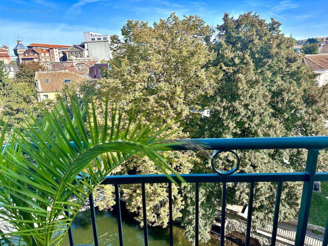 Appartement à CORBEIL-ESSONNES