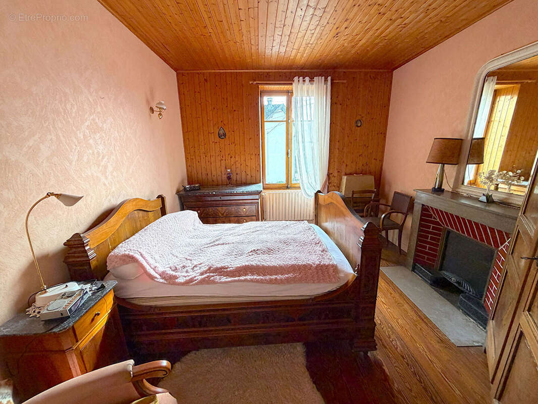 Maison à SEYSSEL