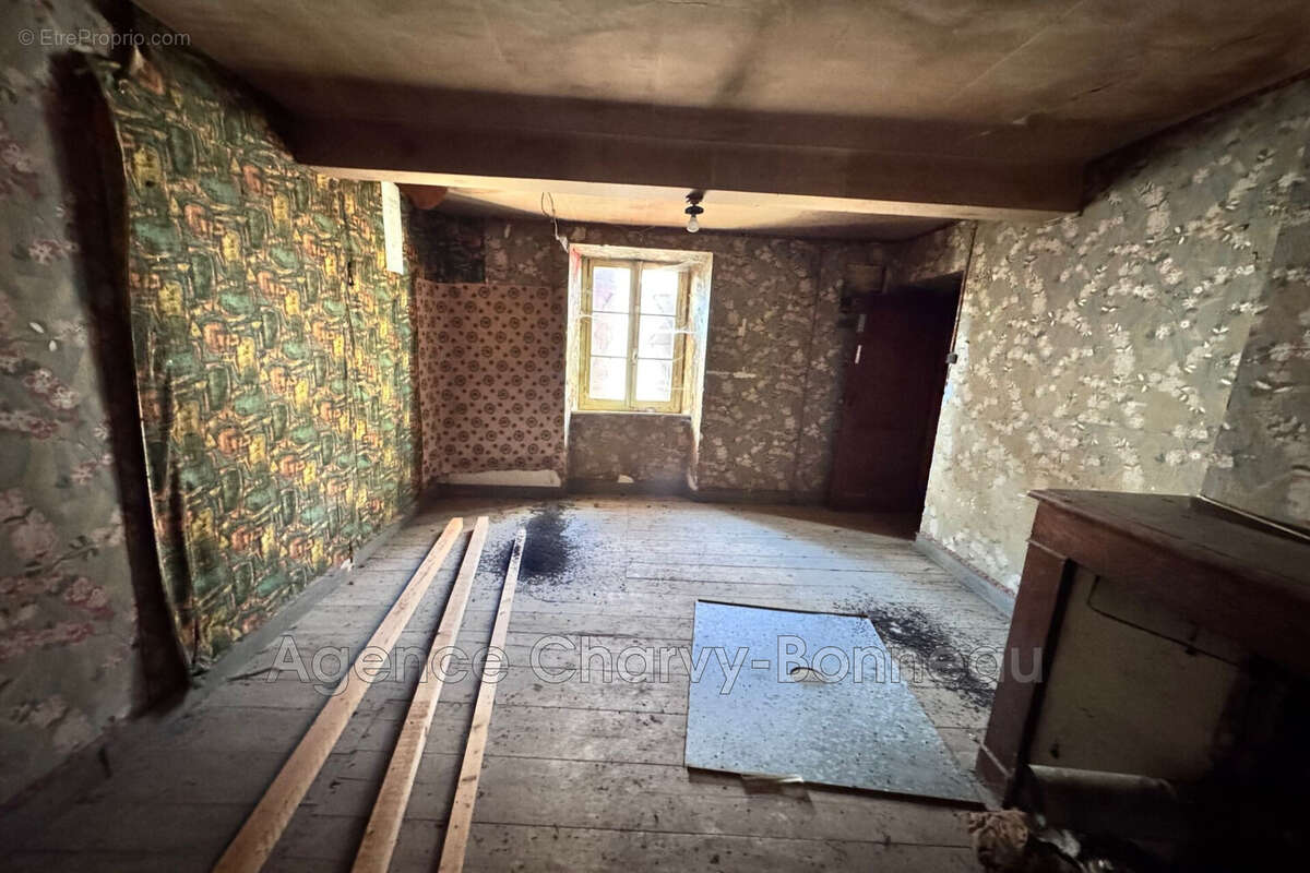 Maison à TAURIGNAN-VIEUX