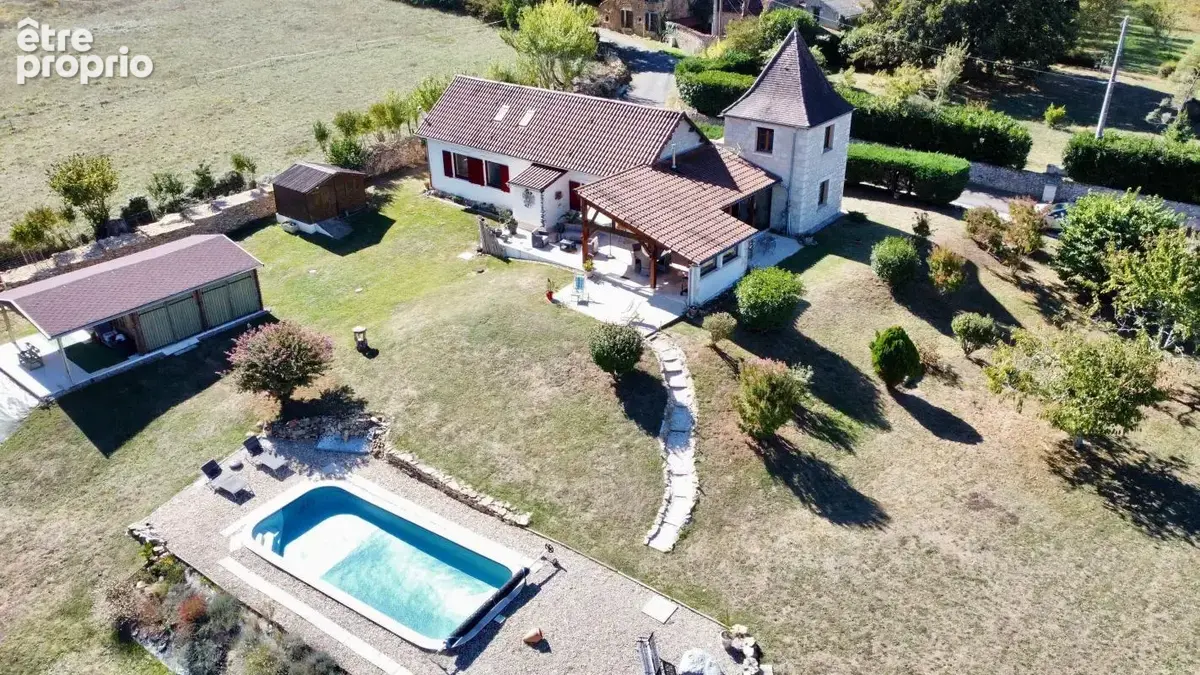 Maison rénovée avec tour, piscine et 5 400 m² de terrain – Le Buisson-de-Cadouin - photo 2