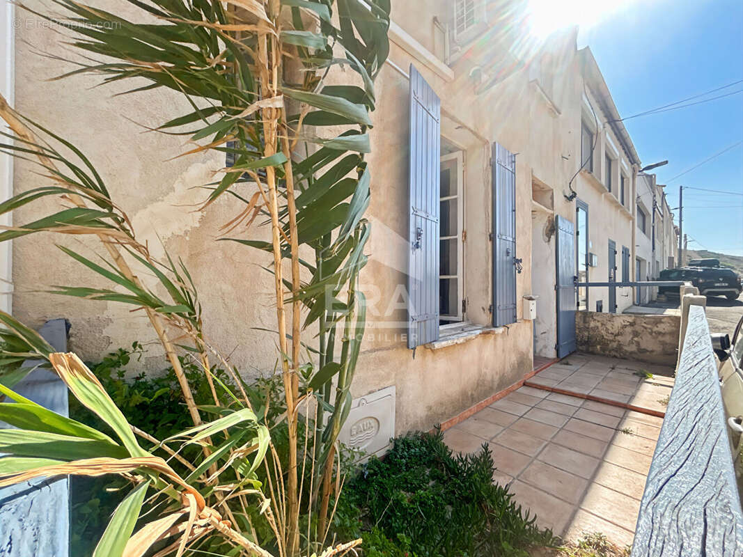 Appartement à MARSEILLE-8E