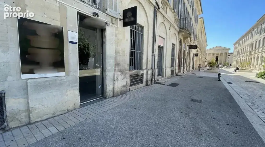 Commerce 90 m² à Nimes  - photo 2