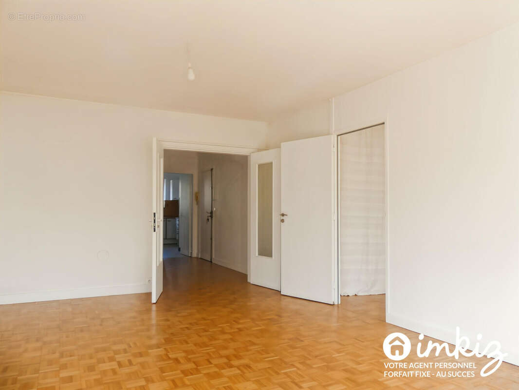 Appartement à IVRY-SUR-SEINE