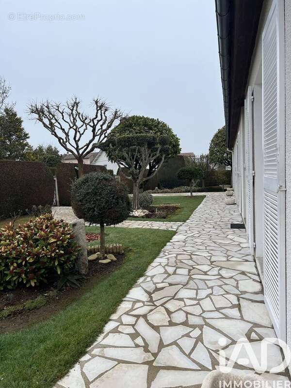 Photo 2 - Maison à SAINT-MESMIN