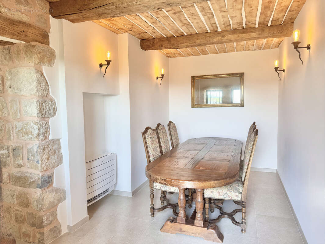 Maison à SPERACEDES