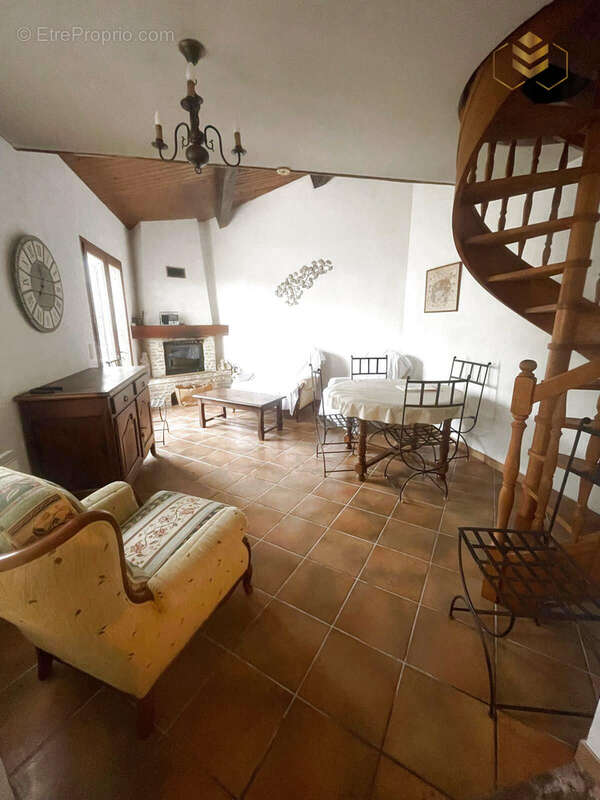 Maison à SAINTE-AGNES