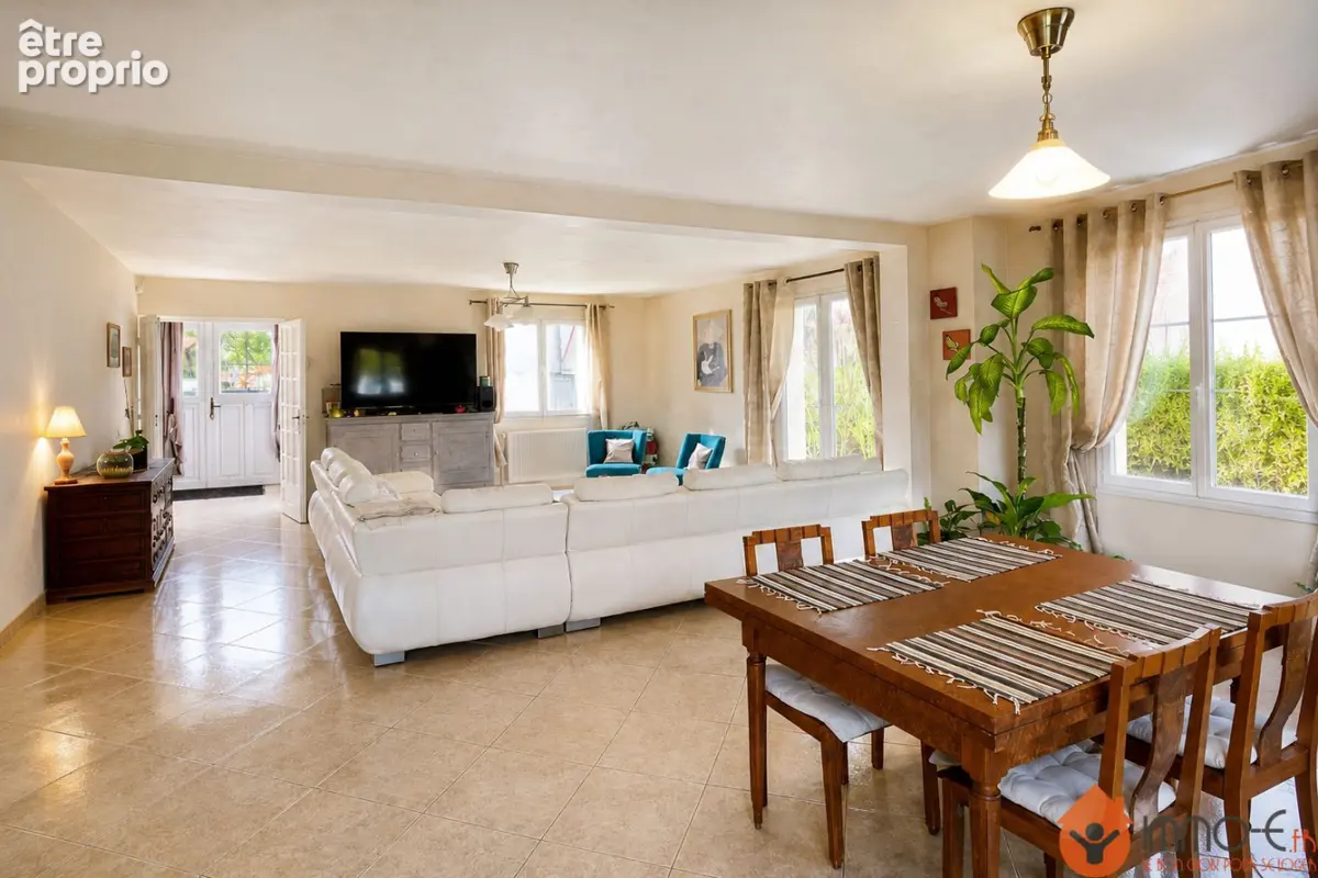 Maison 170 m² à Mareuil-Les-Meaux  - photo 3