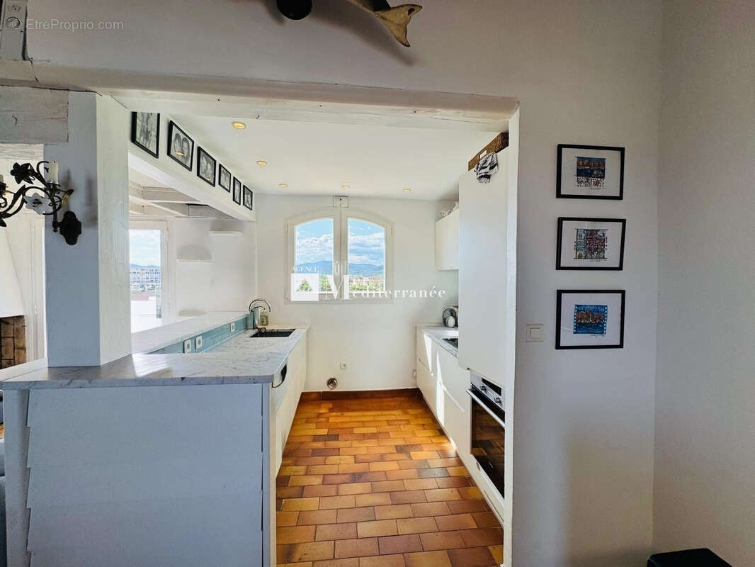 Appartement à COGOLIN