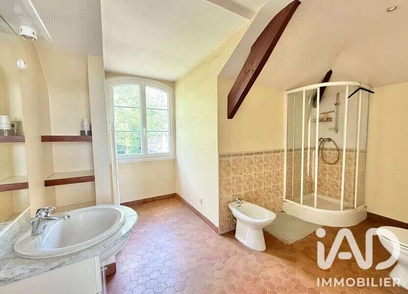 Maison 167 m² à Pessac  - photo 8