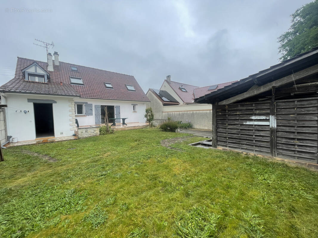 Maison à TREMBLAY-EN-FRANCE