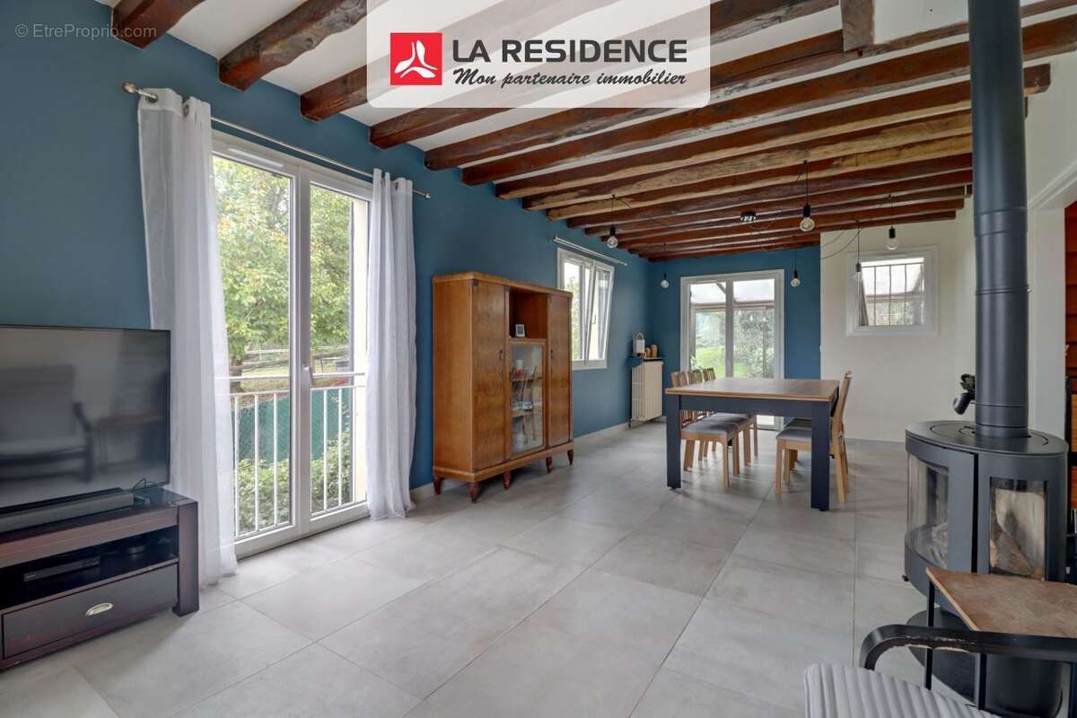 Maison à MONTAINVILLE