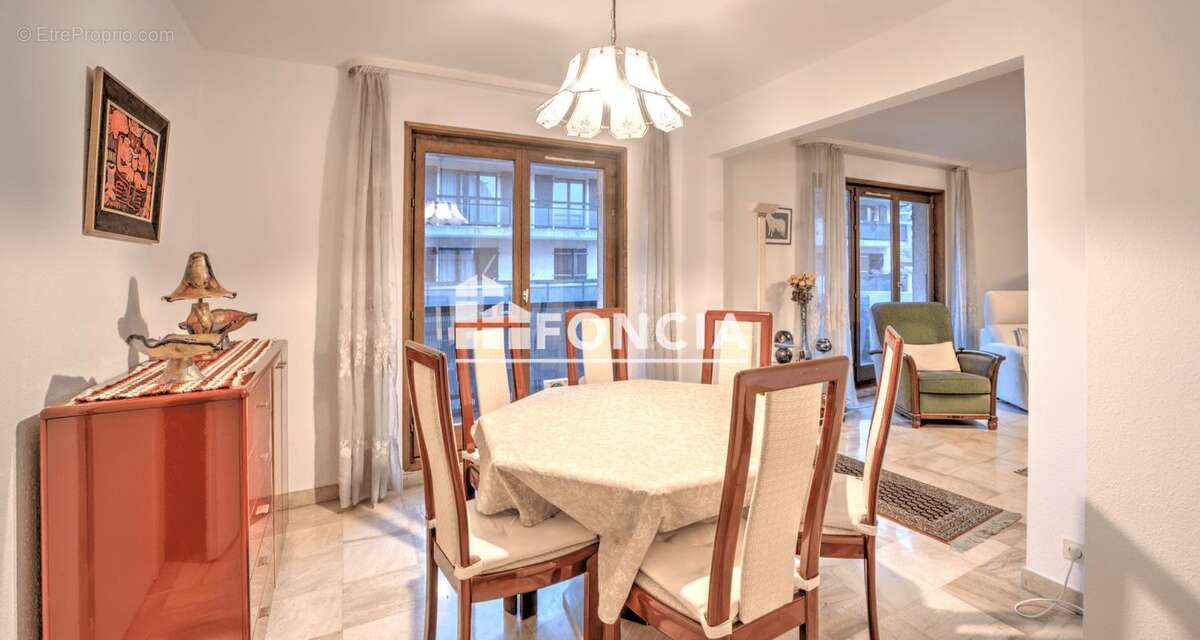 Appartement à FERNEY-VOLTAIRE