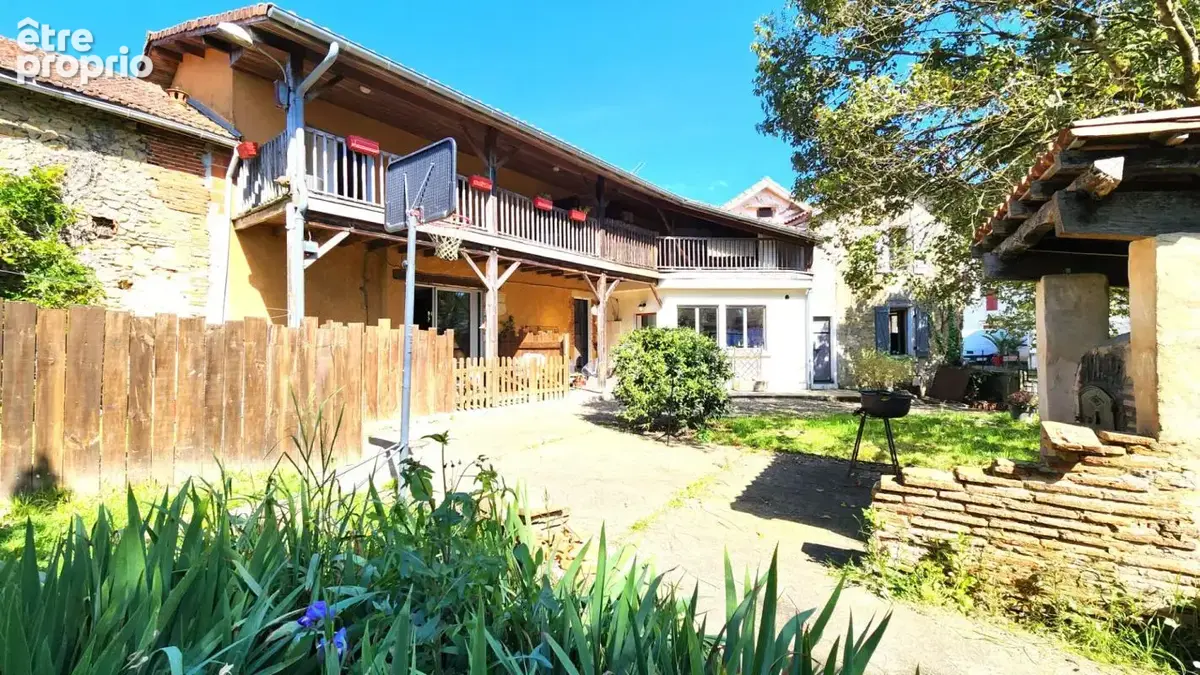 Ensemble immobilier 443m² - grange 200m² - terrain 1291m² - photo 15