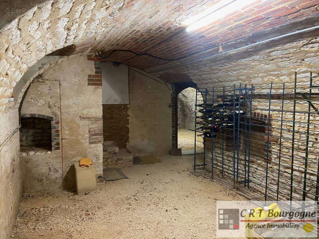 Maison à SAINT-MAURICE-LE-VIEIL