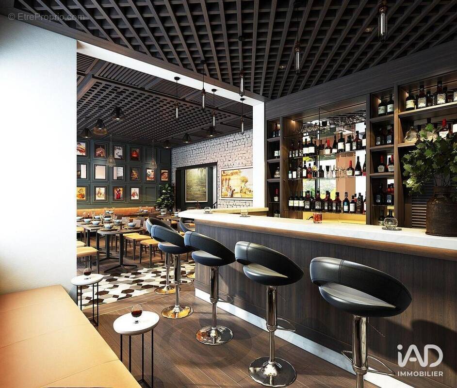 Photo 1 - Commerce à LAMBALLE