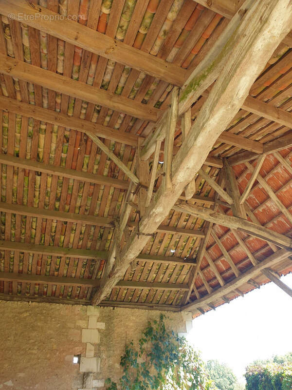 Maison à BAIGNES-SAINTE-RADEGONDE