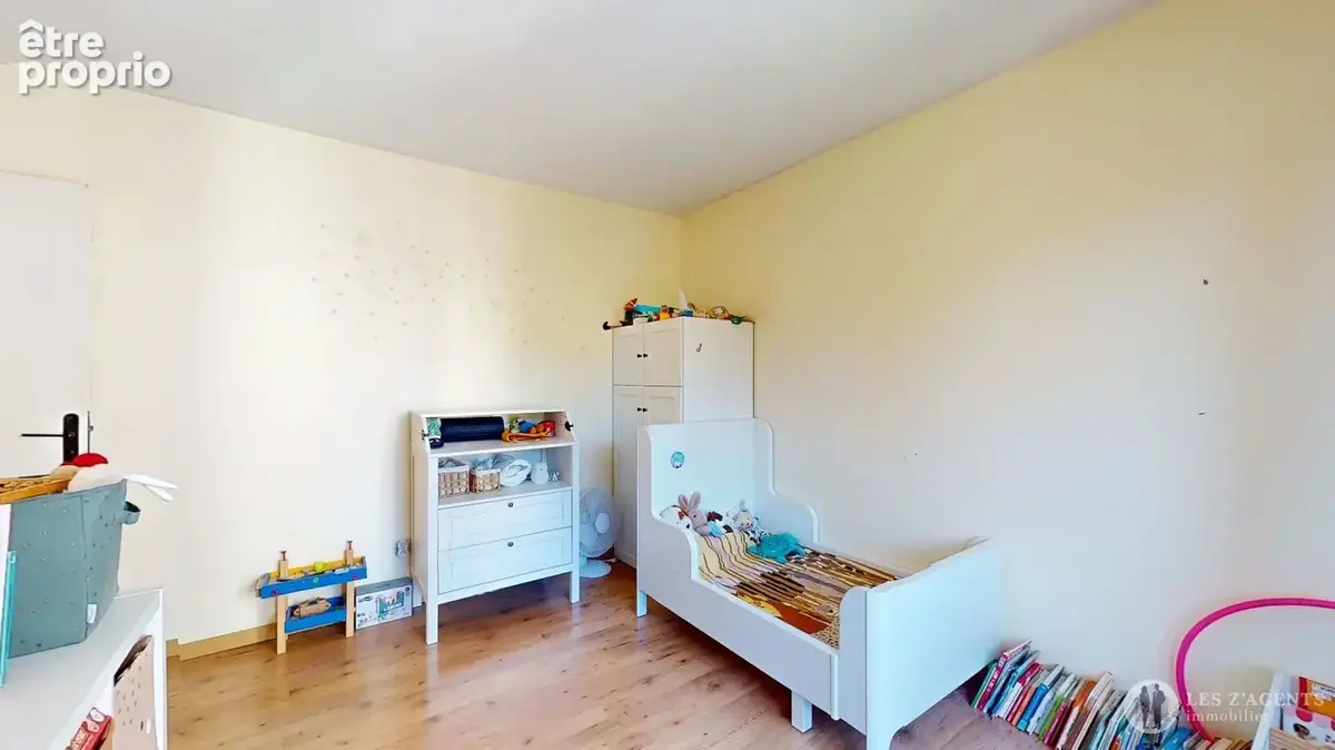 T4 de 83 m² avec deux balcons résidence les essarts - photo 14