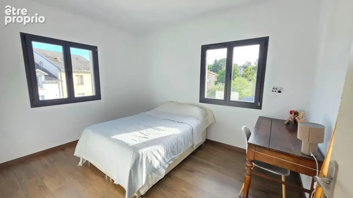 Exclusivite aristide briand /ester maison de type 7 recente avec jardin - t2 locatif et dependance - photo 14
