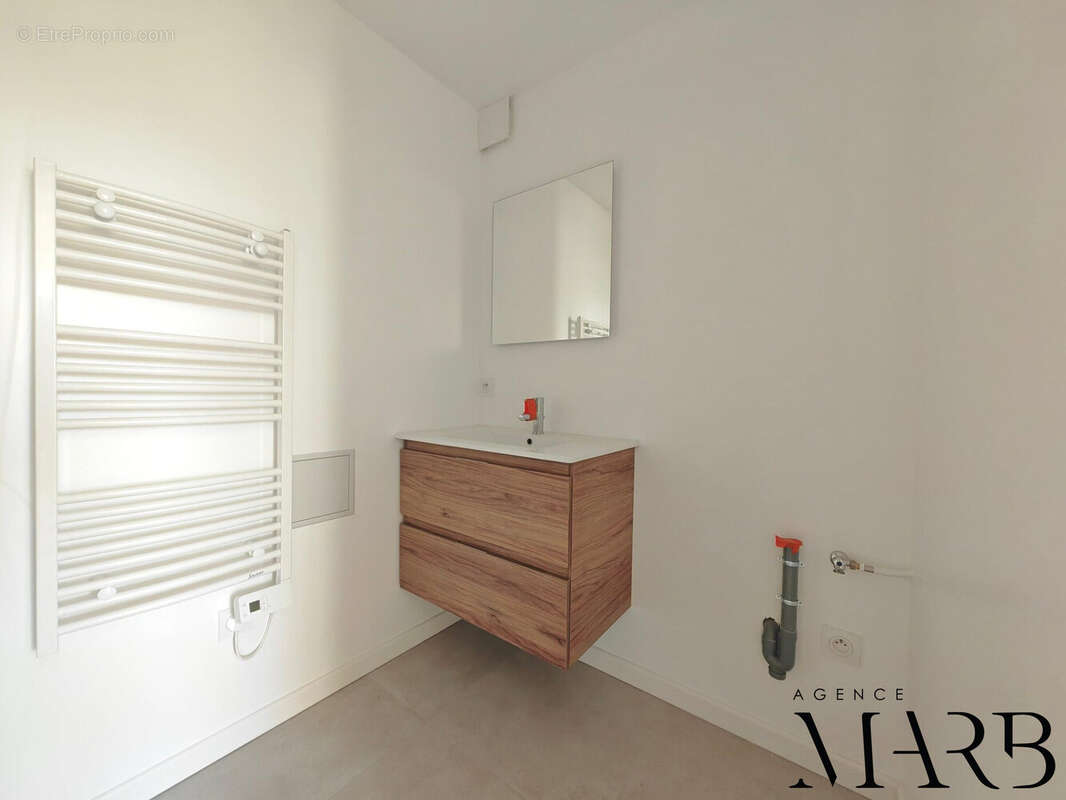Appartement à RABLAY-SUR-LAYON