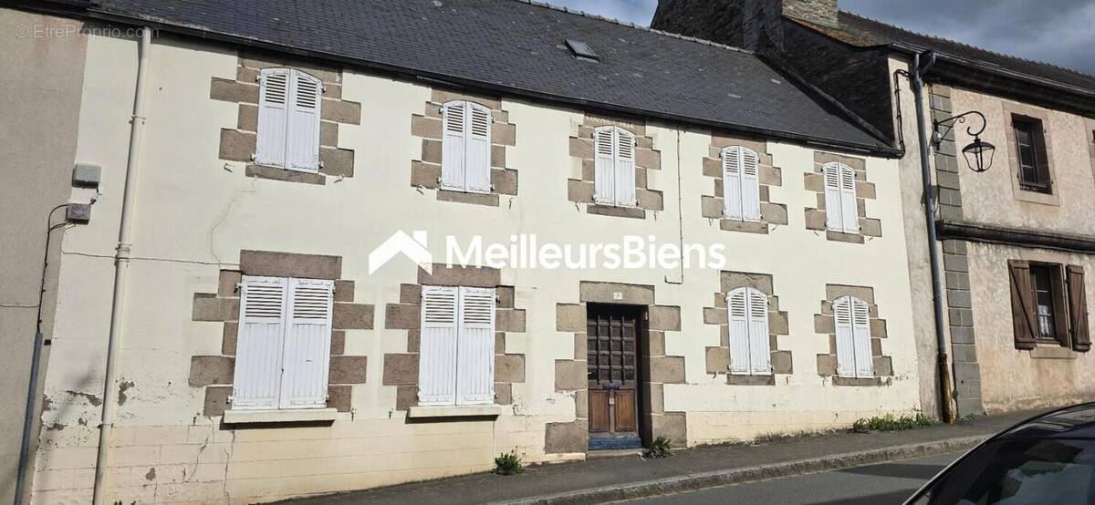 Maison à PLESTIN-LES-GREVES