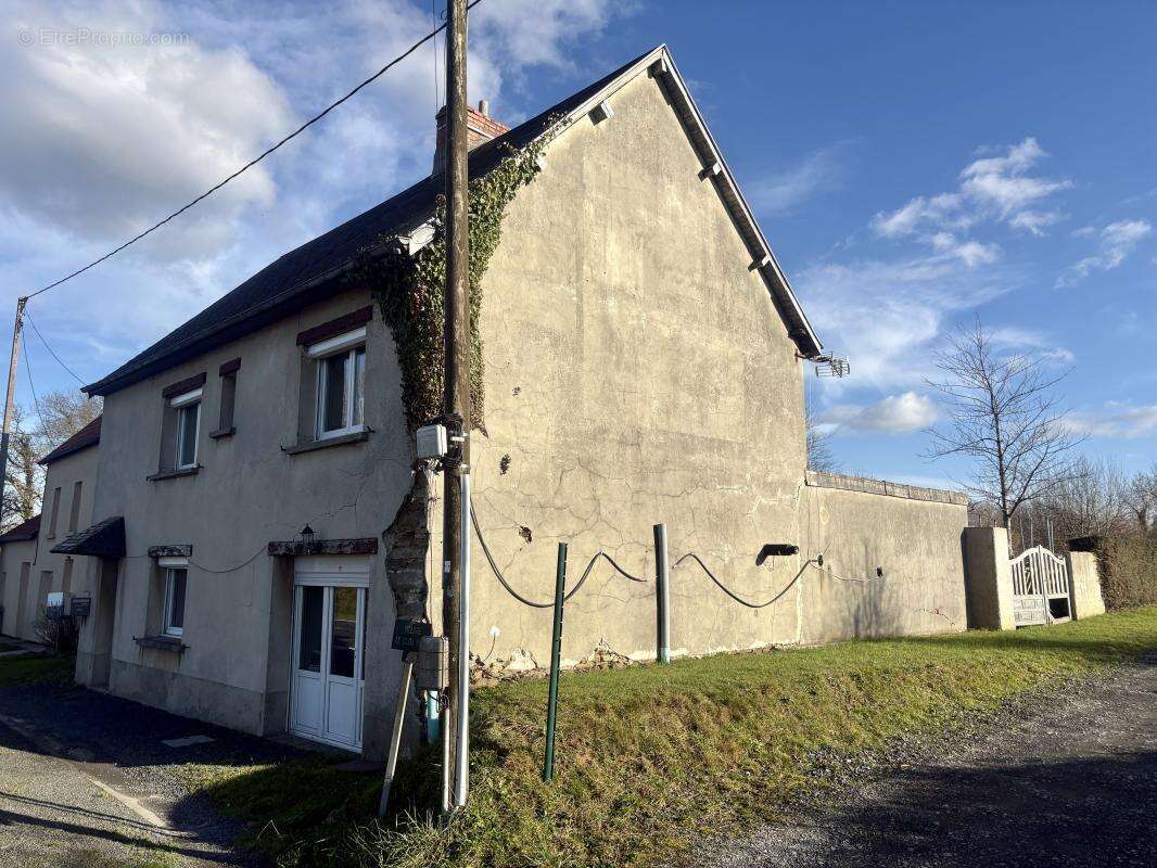 Maison à SAINT-GILLES