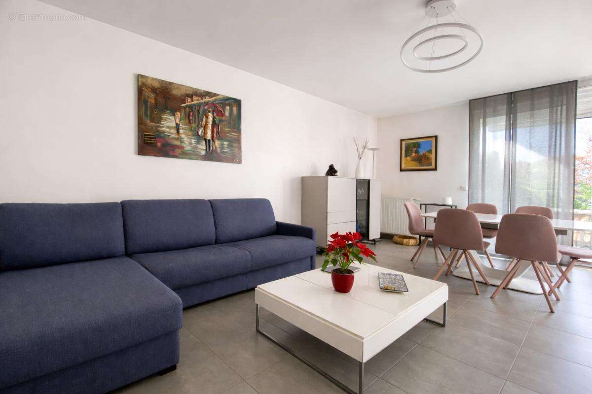 Appartement à LE PERREUX-SUR-MARNE