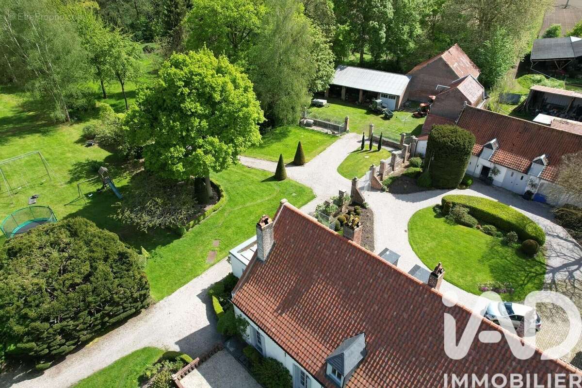 Photo 2 - Maison à LECELLES
