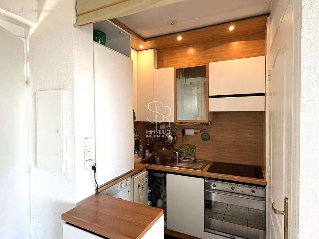 Appartement à VILLENEUVE-LOUBET