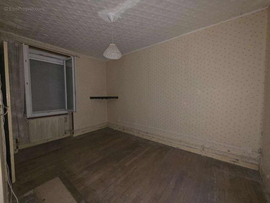 Appartement à LE TEIL