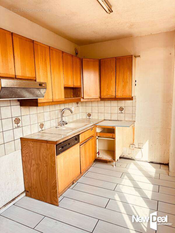 Exclusivite appartement de type 5 de 95 m2 a renover - photo 11
