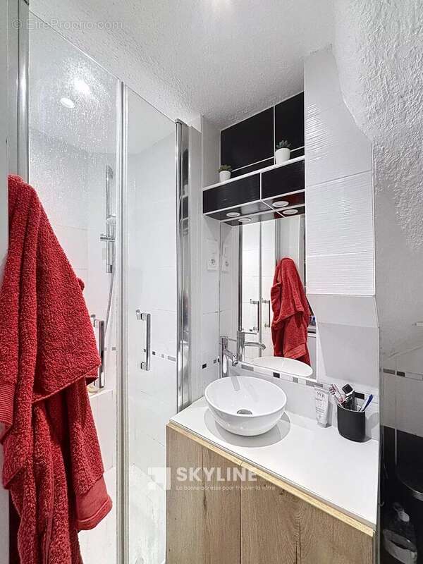 Appartement à MARSEILLE-2E