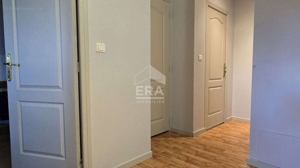 Maison à SAINT-MARTIN-EN-CAMPAGNE