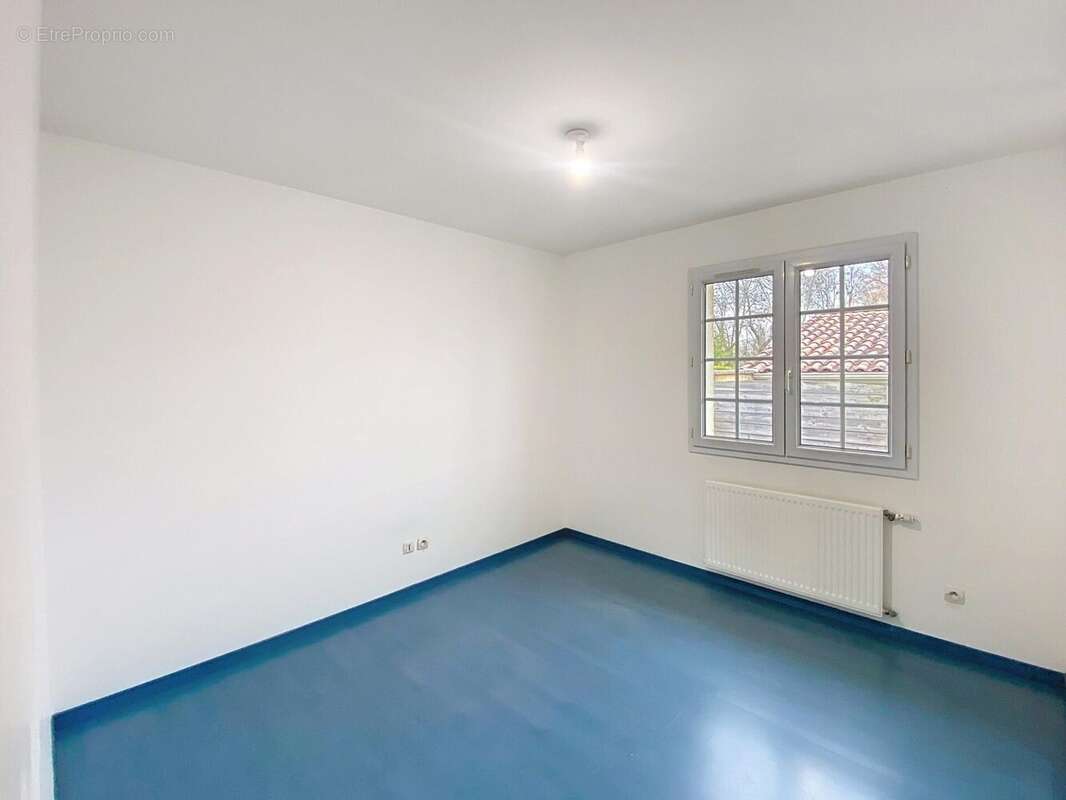 Photo 7 - Maison à LE HAILLAN