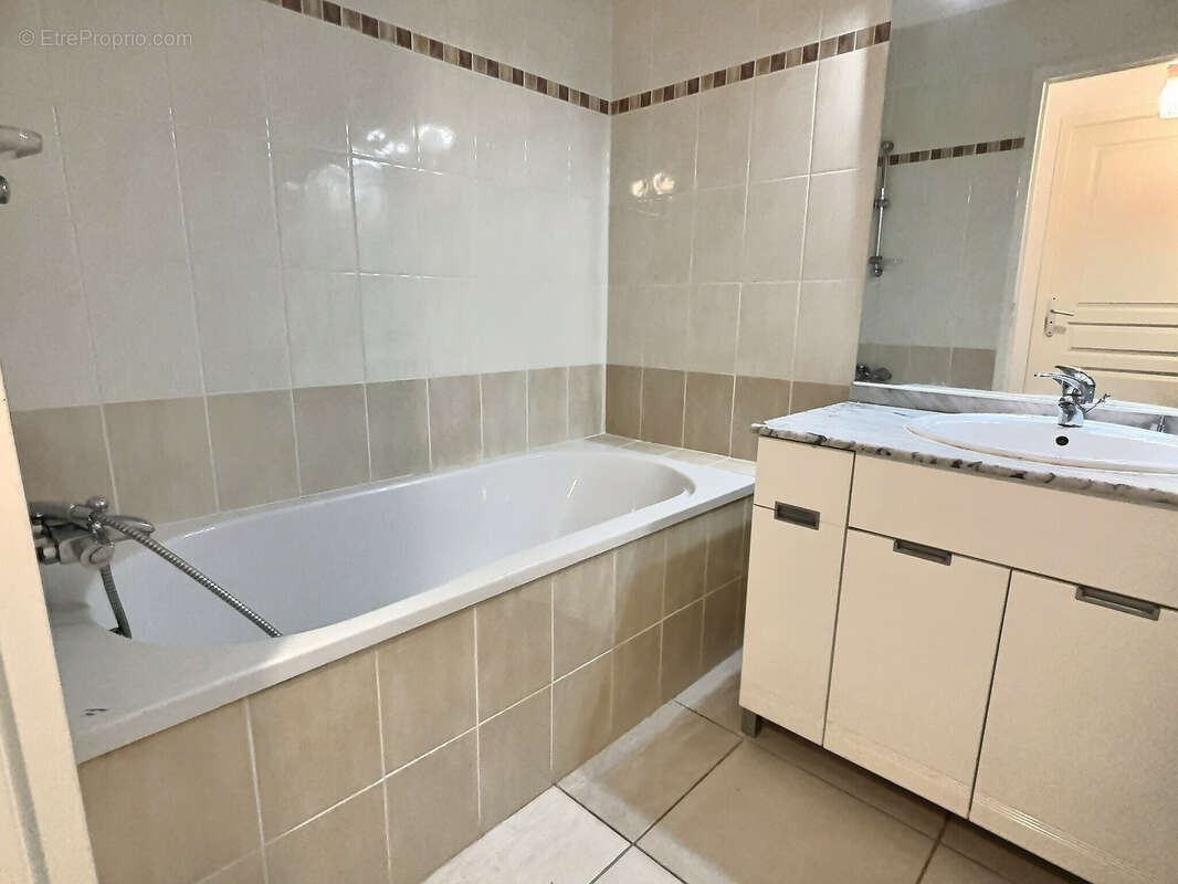Appartement à HYERES