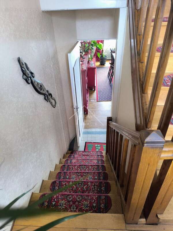 Maison à SAINT-ELOY-LES-MINES