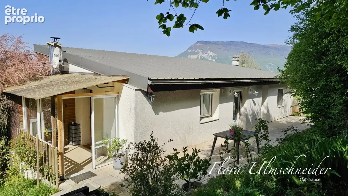 Maison lumineuse d'env. 137 m² avec vue exceptionnelle à vendre à CHINDRIEUX (73). Dépendances, terrain, proche lac du Bourget.  - photo 24