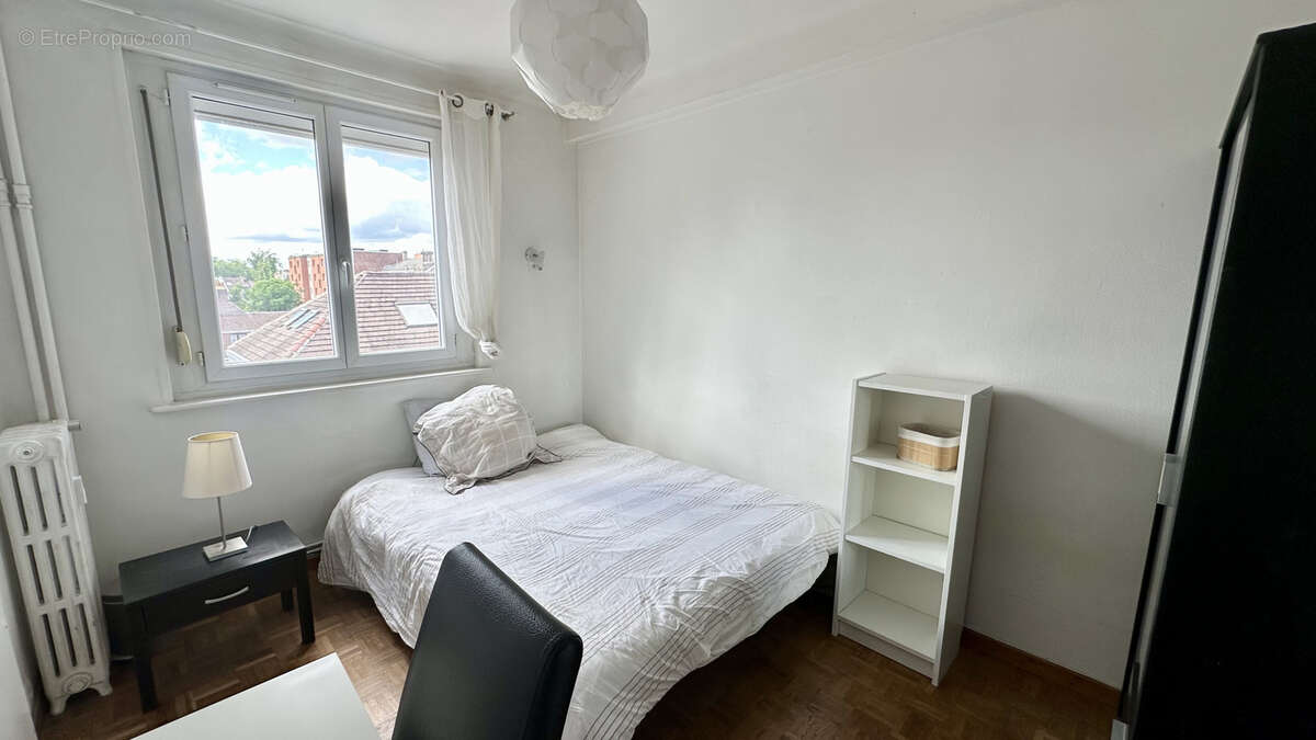 LILLE - Bois-blancs - Appartement T5 - photo 4