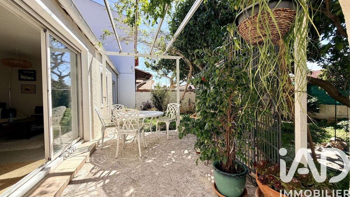 Photo 8 - Maison à PEYRESTORTES