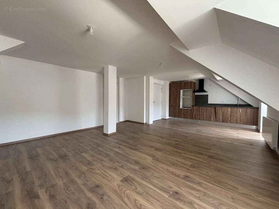 Superbe appartement t2 centre bourg - photo 3