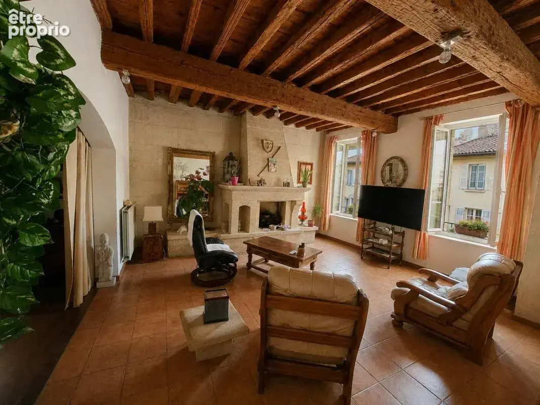 Maison 7 pièces 235 m² à vendre à Tarascon (13150) - photo 3