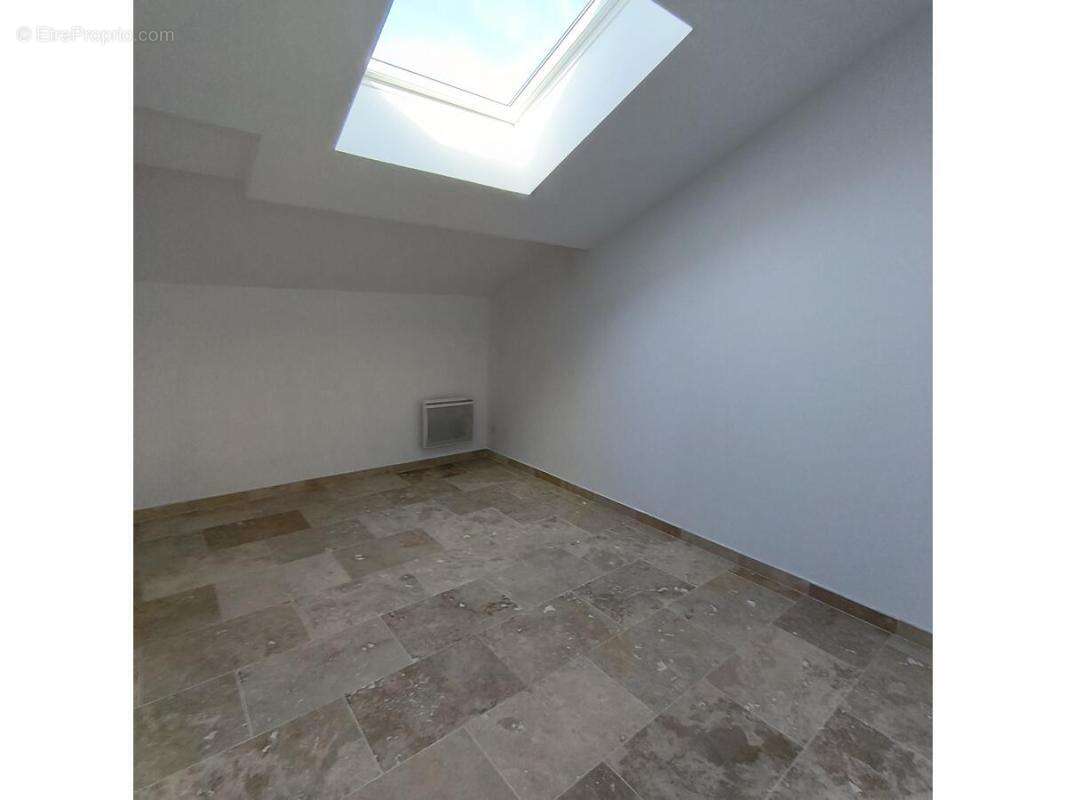 Appartement à MARSEILLE-15E