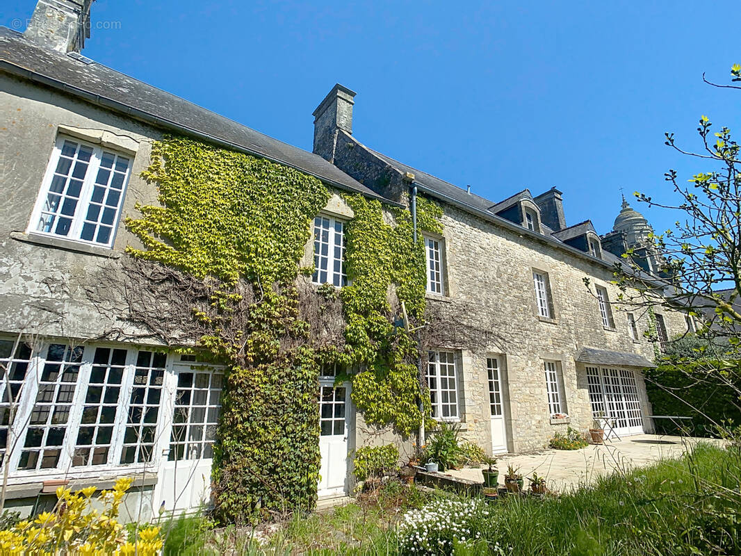 Maison à SAINTE-MARIE-DU-MONT