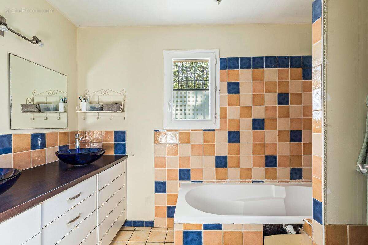 Maison à SAINT-PAUL-EN-FORET