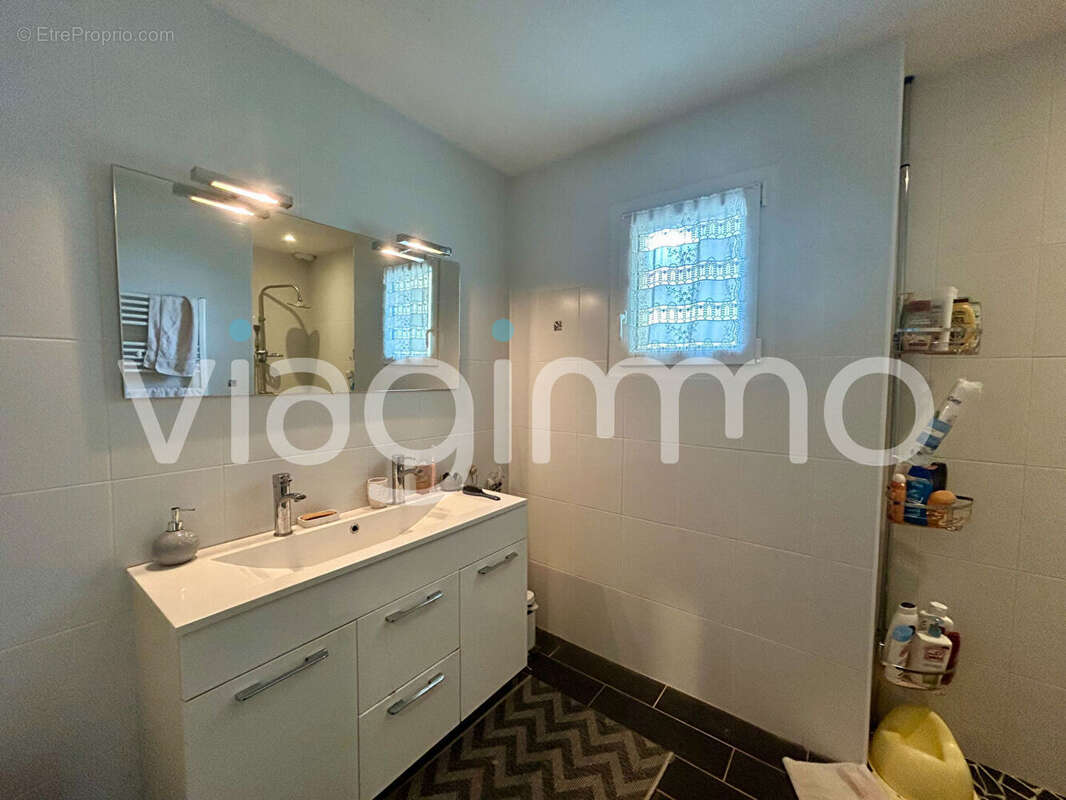 Maison à LE CHAMP-SAINT-PERE