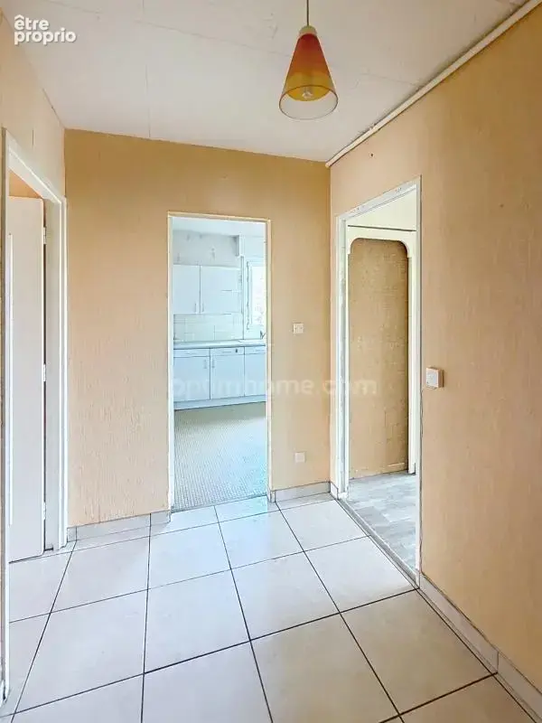 Jarville la malgrange - t4 lumineux avec balcon, parking et cave - residence securisee - photo 9