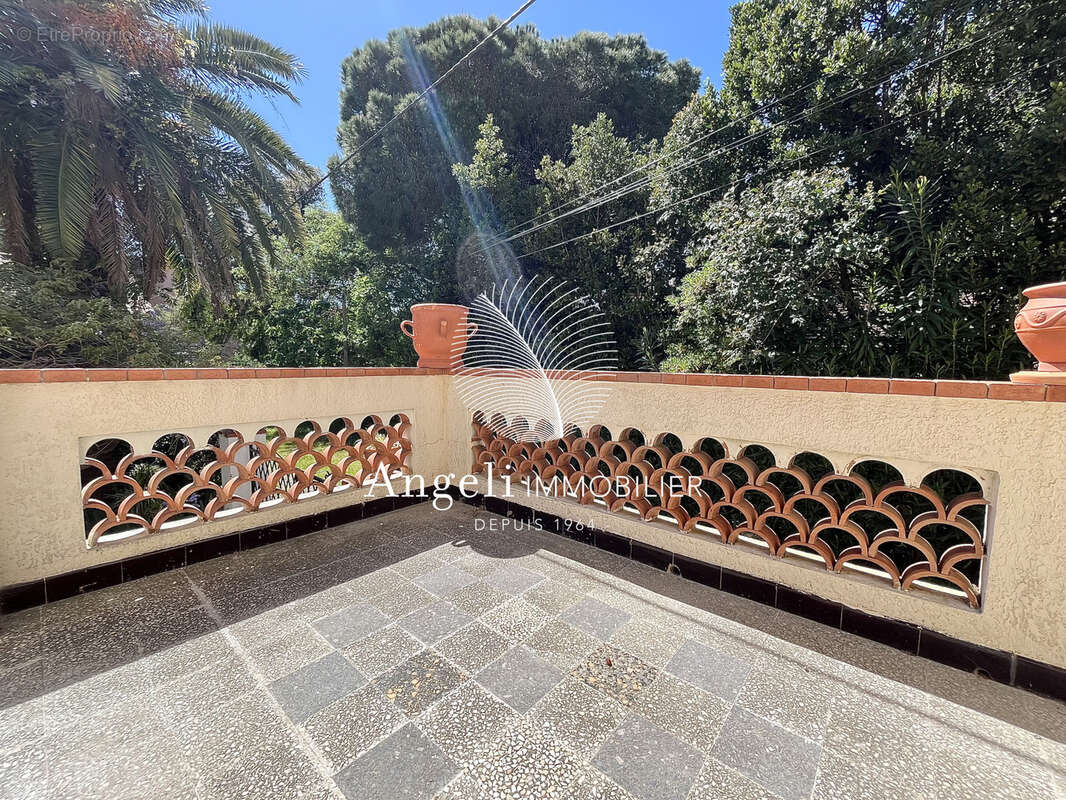 Maison à FREJUS