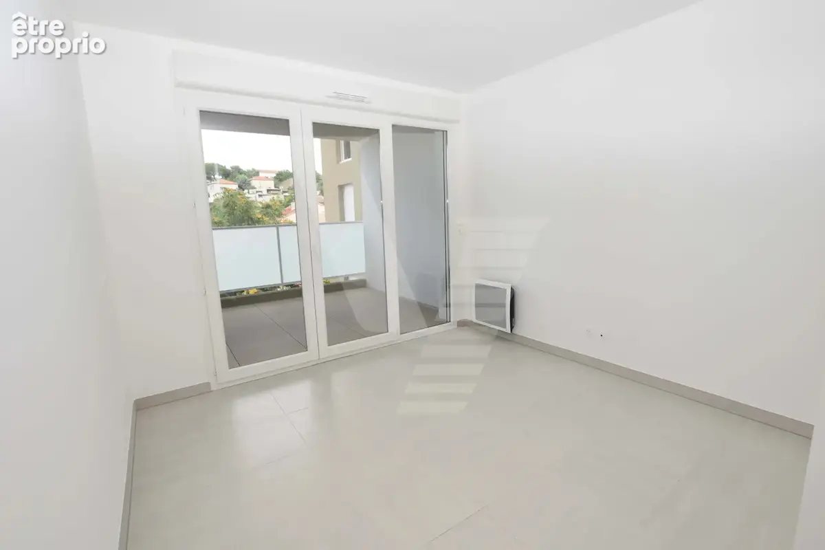 Appartement T4 avec grande terrasse proche gare - photo 5