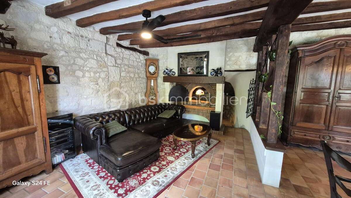 Maison en pierre avec charme de l’ancien à La Chapelle-sur-Loire - photo 8
